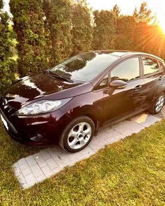 Ford Fiesta cena 21300 przebieg: 126617, rok produkcji 2011 z Łódź małe 277